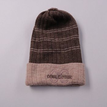 шапка Oswal Clothing